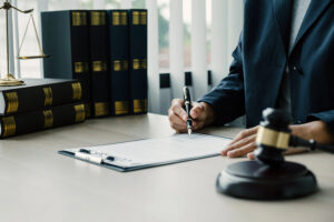 Common Contract Disputes and How To Avoid Them | Robinson & Lawing | Winston Salem Trial Lawyers
